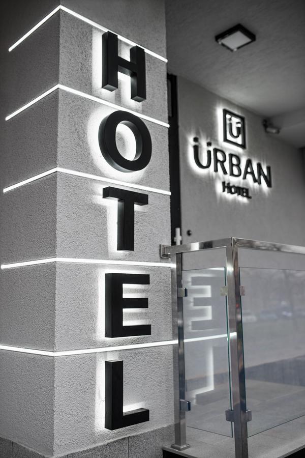 Urban Hotel Liov Exterior foto